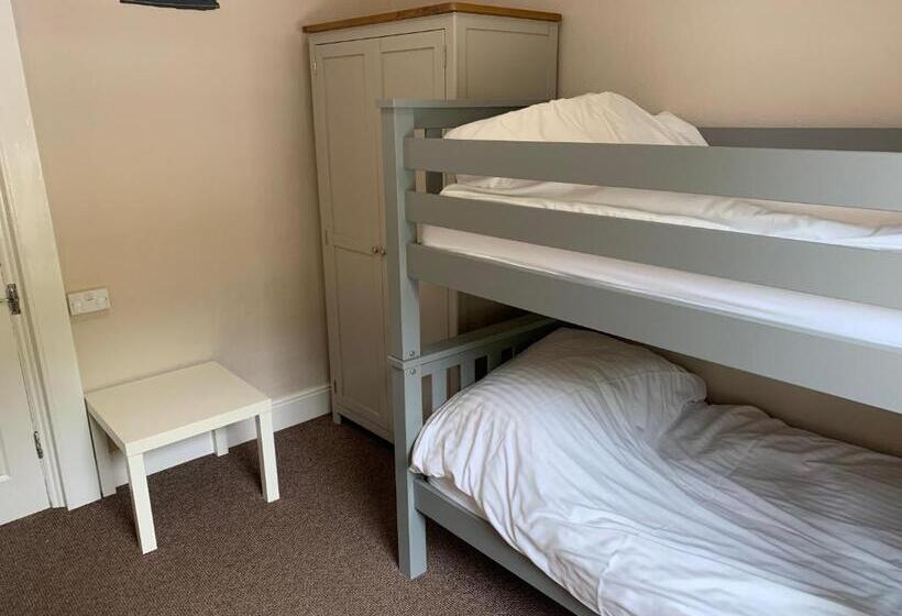 Pensione The Chestnuts