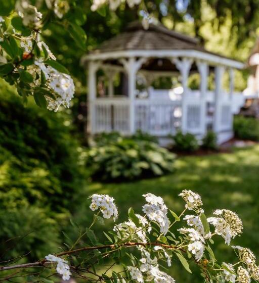 Westbrook Inn Bed And Breakfast