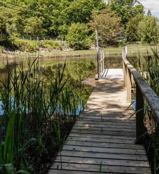 Westbrook Inn Bed And Breakfast