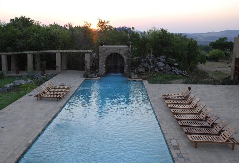 Misty Hills Country Hotel, Conference Centre & Spa