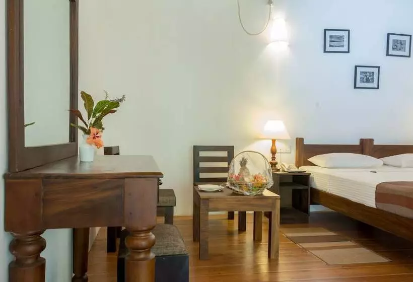 Отель The Sanctuary At Tissawewa