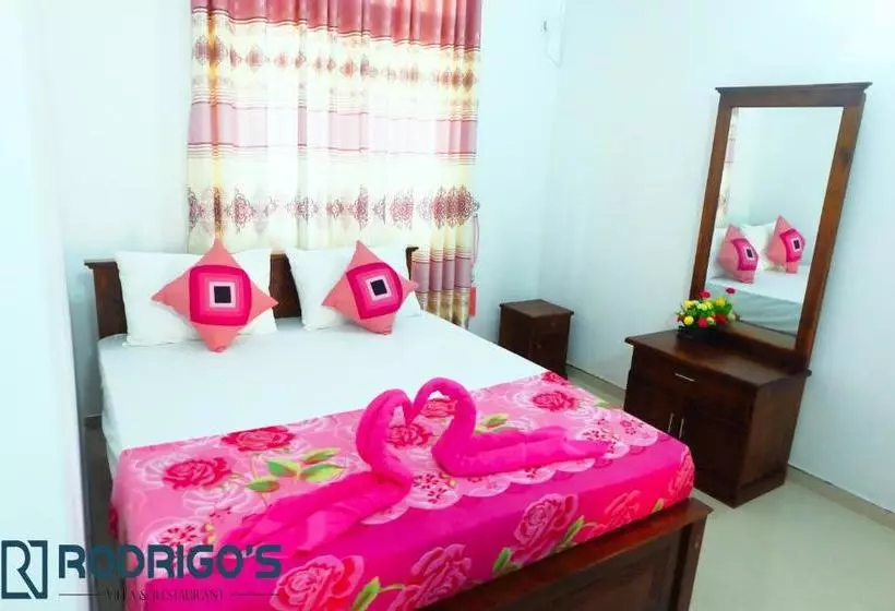 هتل Rodrigo's Villa & Restaurant