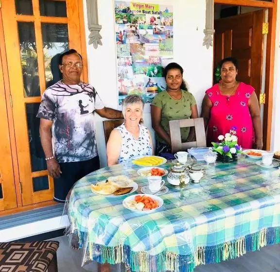 هتل Rodrigo's Villa & Restaurant