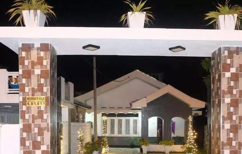 هتل Rodrigo's Villa & Restaurant