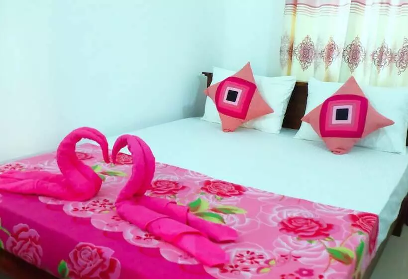 هتل Rodrigo's Villa & Restaurant