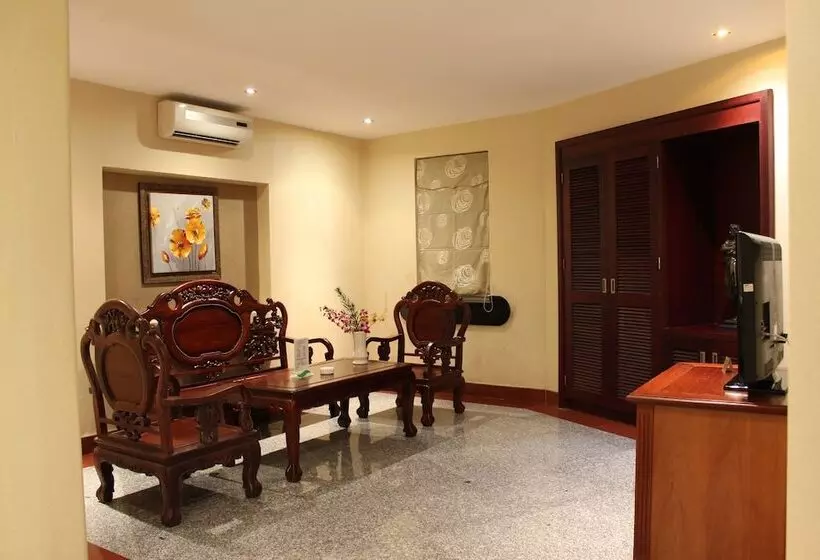 هتل Saigon Park Resort