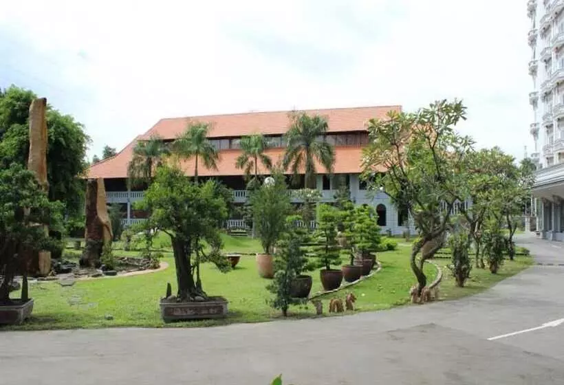 هتل Saigon Park Resort