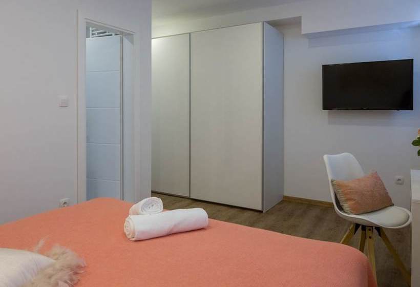 Apartment Franko Maris