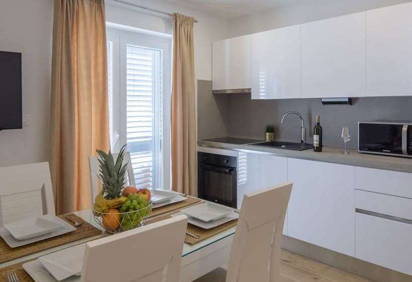 Apartment Franko Maris