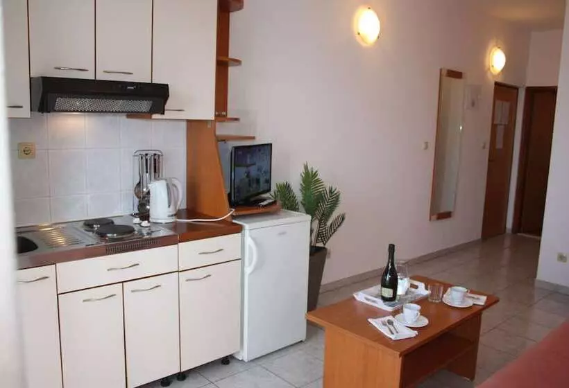 Apartments Ivan