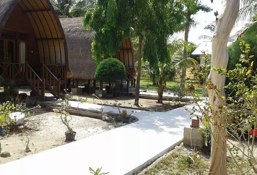 ベッドアンドブレックファースト Nusa Indah Bungalows