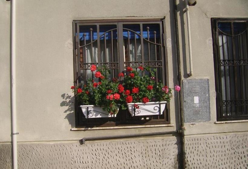 تختخواب و صبحانه Salerno Felix