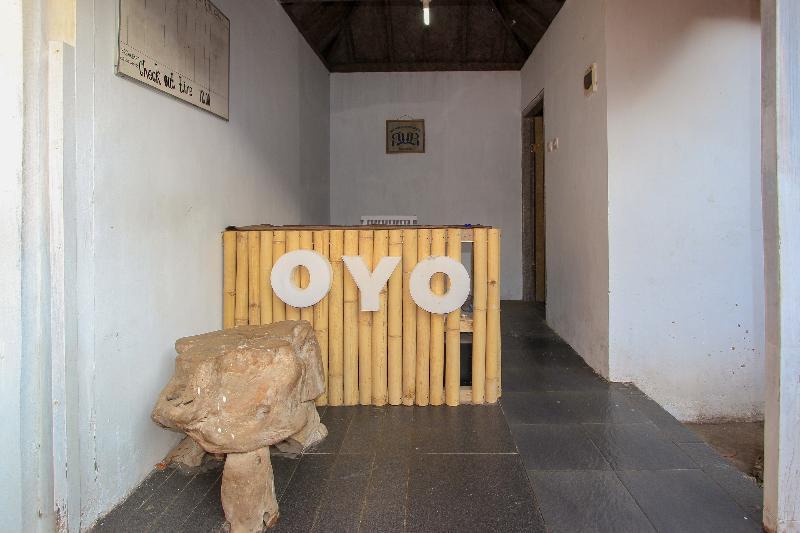 בית מלון כפרי Bale Gili Bungalow By Oyo Rooms