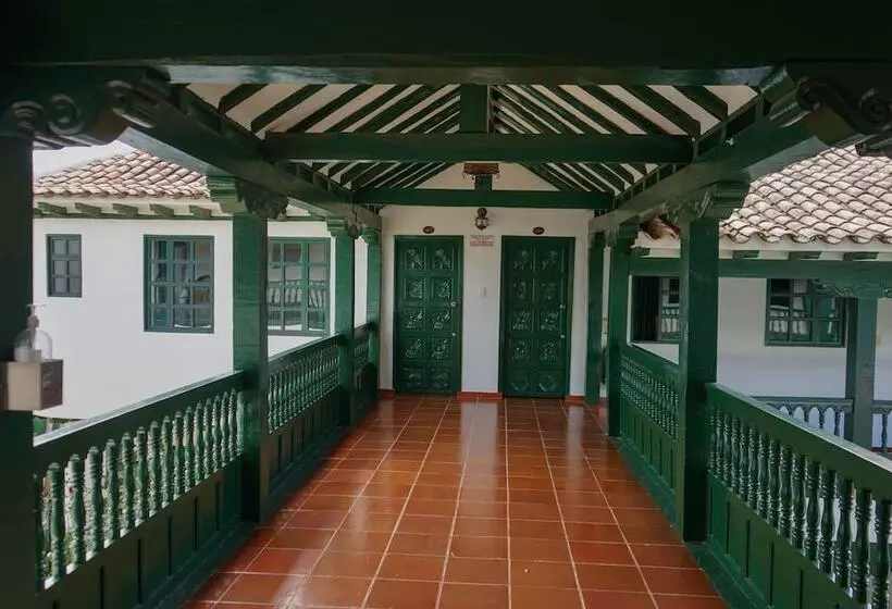 هتل Beth Sarim