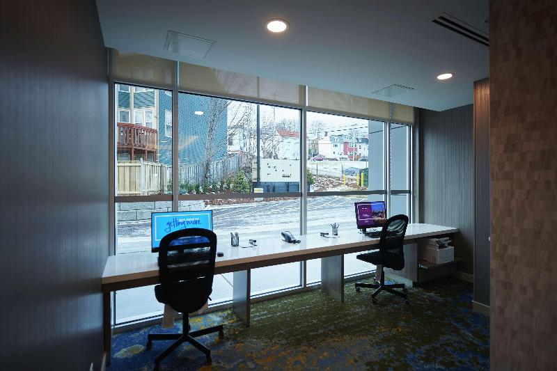 هتل Hilton Garden Inn St. John S Newfoundland, Canada