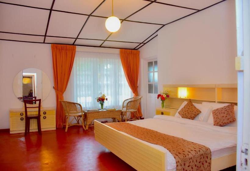 Hotell Royal Regency Bungalow