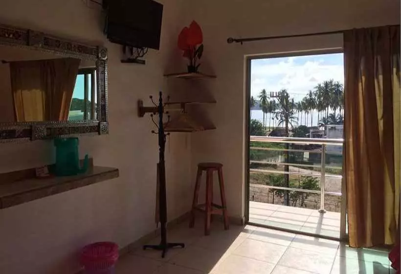 ホテル Simón Beach