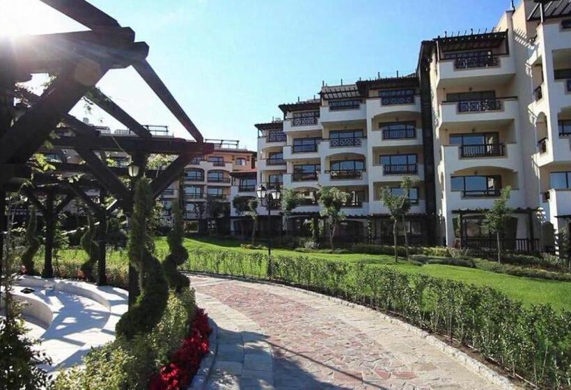 リゾートホテル Oasis Beach Club