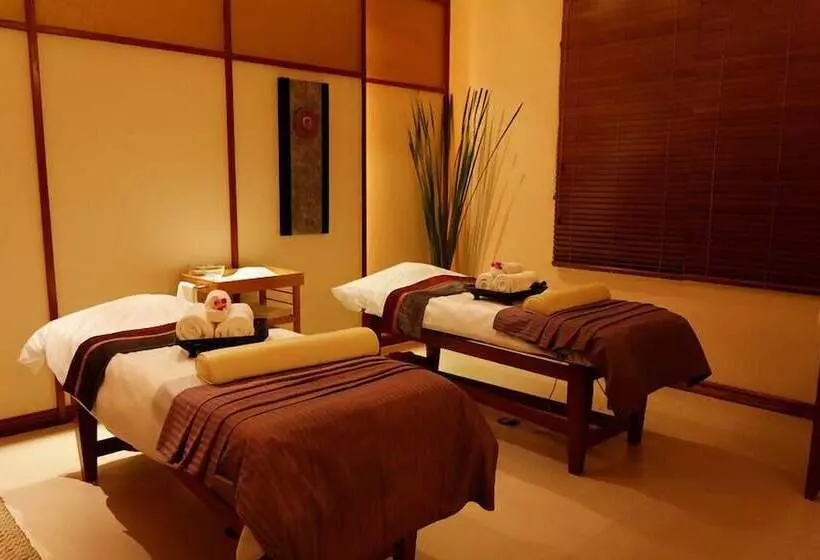 Lomakeskus Oasis Beach Club