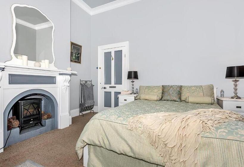 Stony Rise Cottage B&b