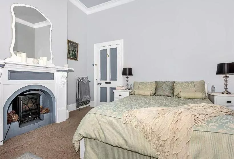 Stony Rise Cottage B&b