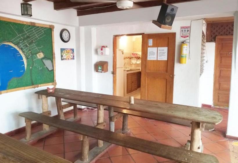 هاستل Republika Divanga