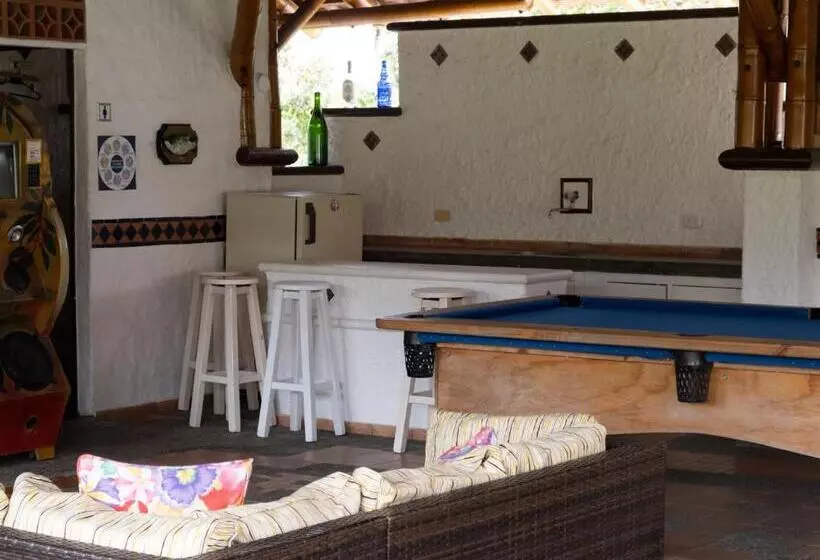ベッドアンドブレックファースト Finca Hotel Santana