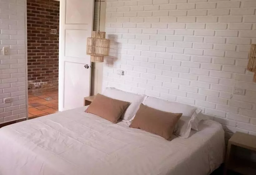 ベッドアンドブレックファースト Finca Hotel Santana