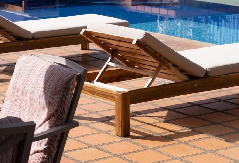 تختخواب و صبحانه Finca Hotel Santana