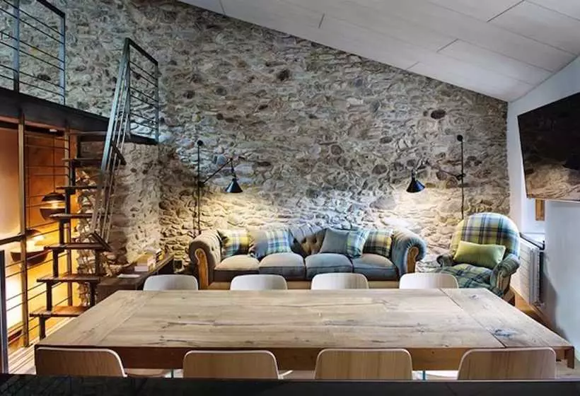 Cal Xixarro  Near Sant Serni Church