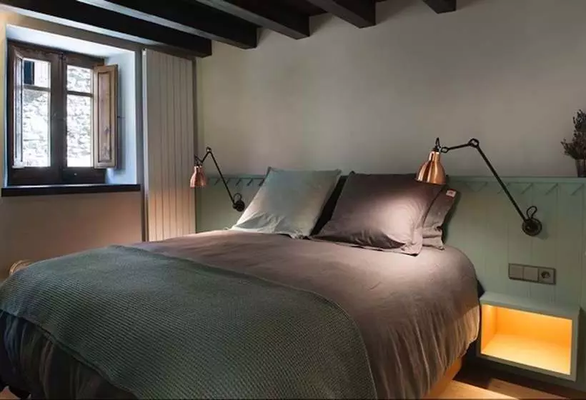 Cal Xixarro  Near Sant Serni Church