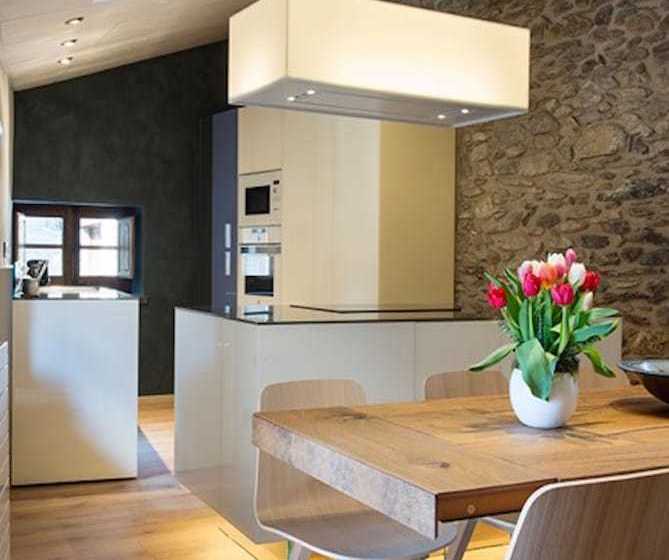 Cal Xixarro Near Sant Serni Church