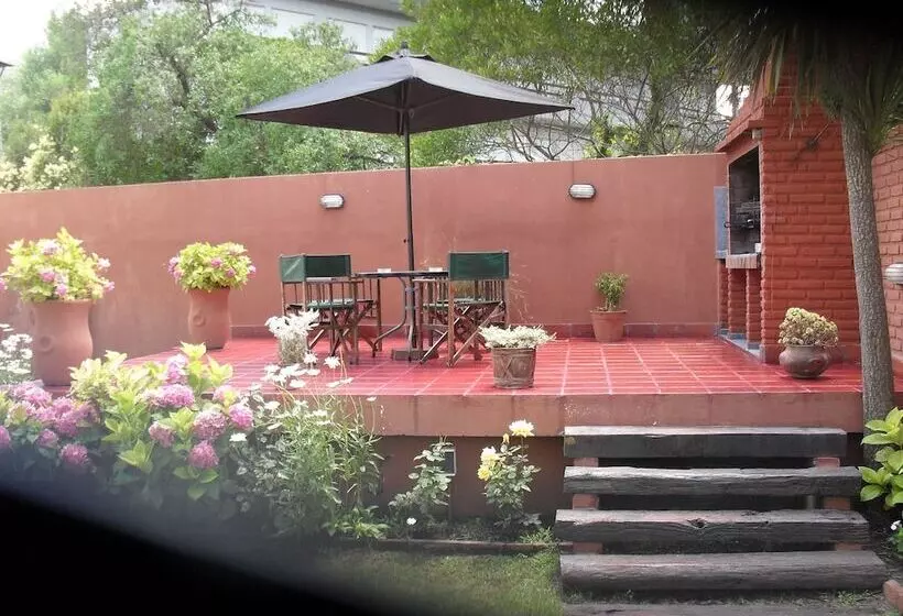 簡易ホテル Posada De La Villa