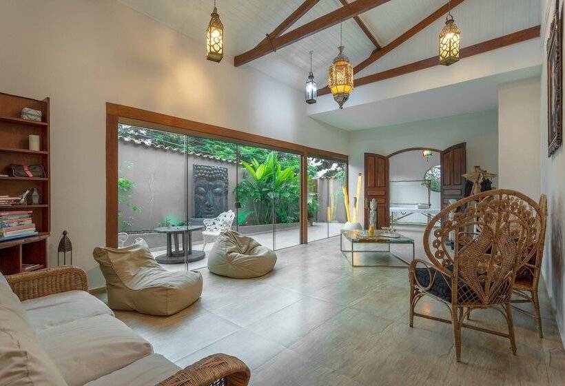 مسافرخانه Vila Kebaya