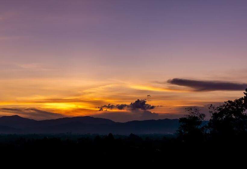 בית מלון כפרי Cannua Lodge