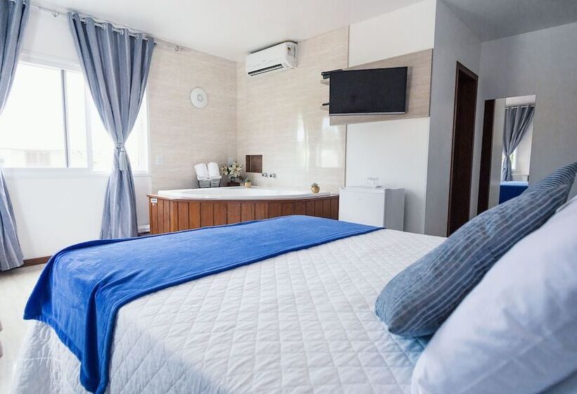 בית מלון כפרי La Plage Residence