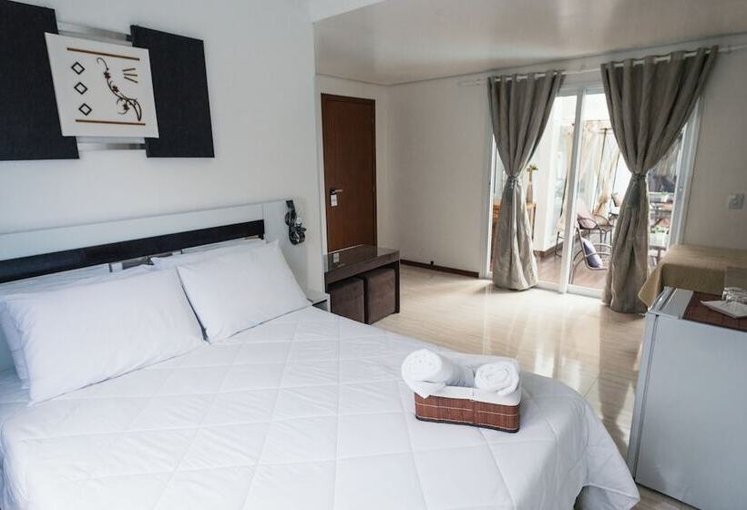 בית מלון כפרי La Plage Residence