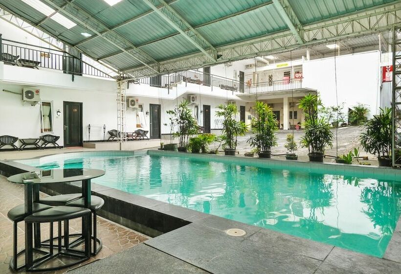 Hotel Pondok Helomi By Oyo Rooms