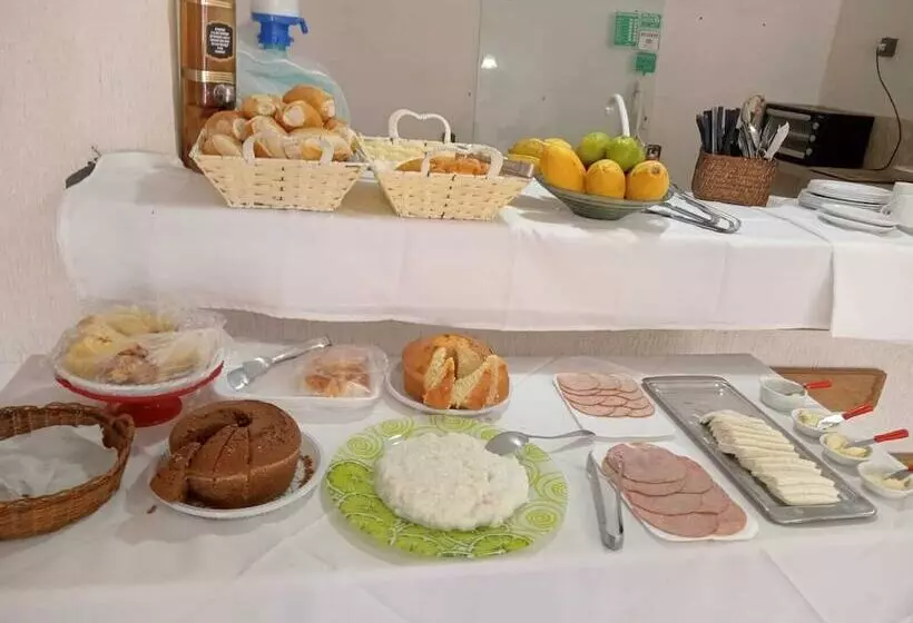 Hotelli Hostel Recanto