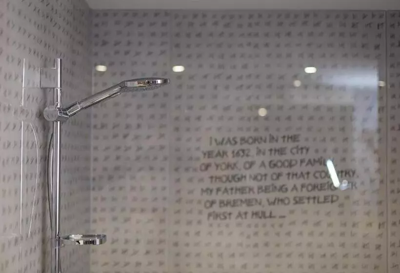 هتل Holiday Inn   The Niu, Crusoe Bremen Airport, An Ihg