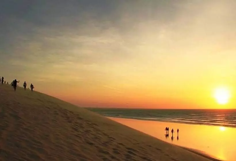 Mundomo Glamping Jericoacoara Hostel