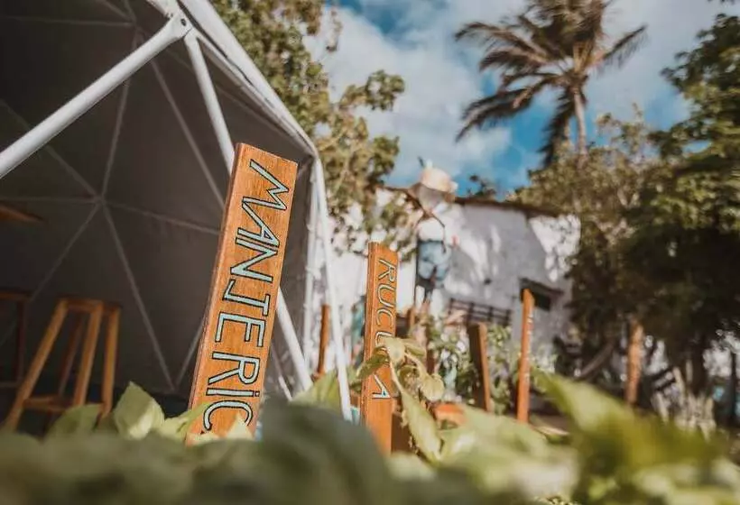 Mundomo Glamping Jericoacoara Hostel