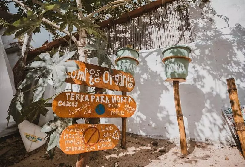 Mundomo Glamping Jericoacoara Hostel