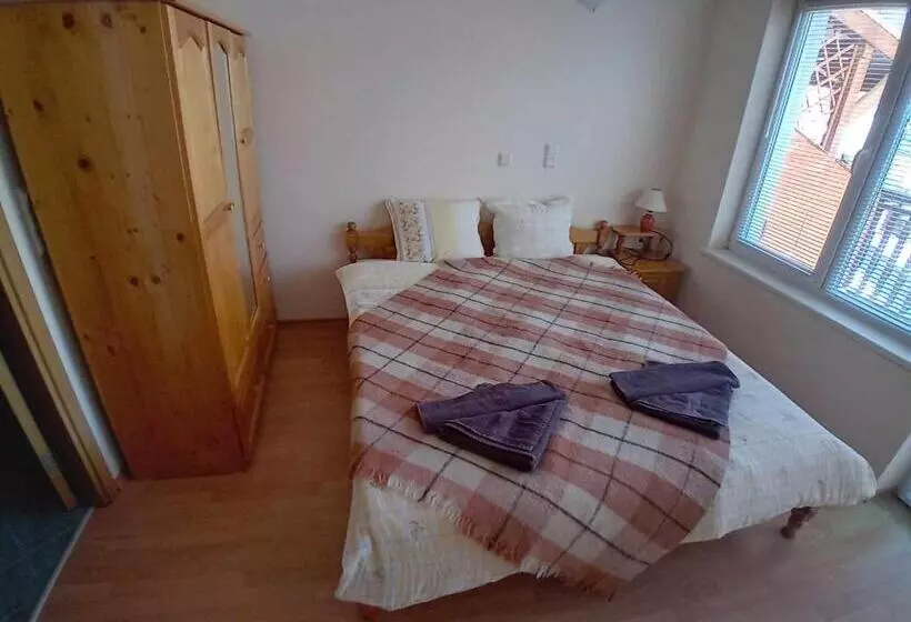 Eagle Rock Holiday Apartments