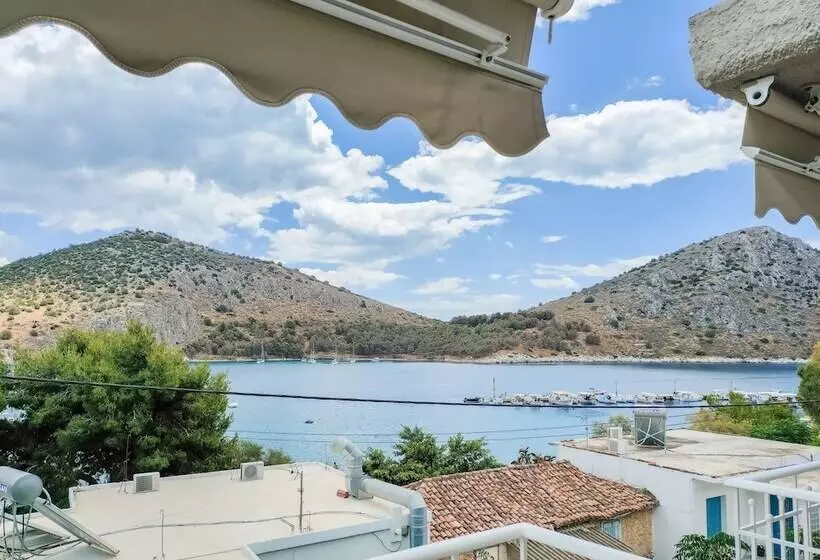 Akrotopi Apartments