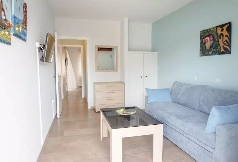 Akrotopi Apartments