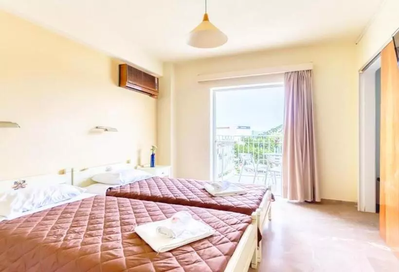 Akrotopi Apartments