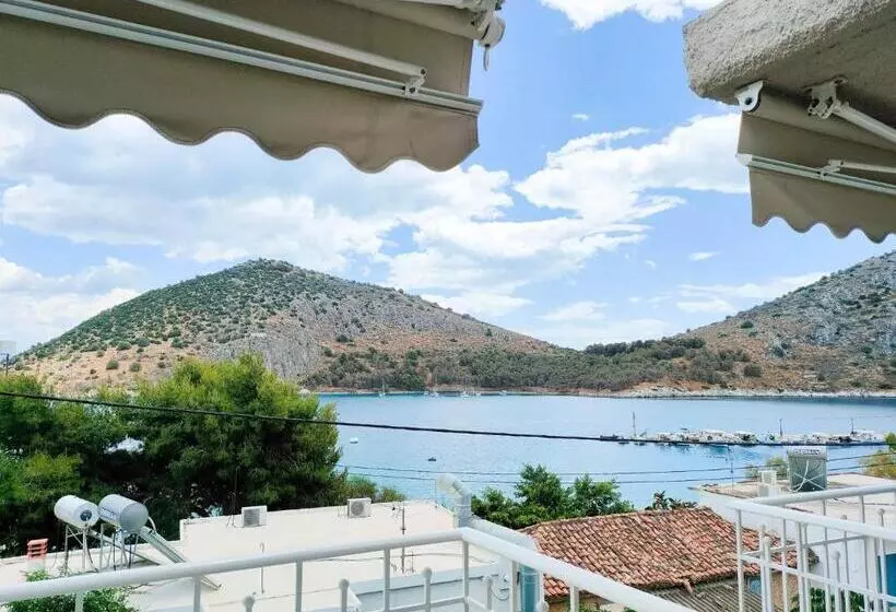Akrotopi Apartments