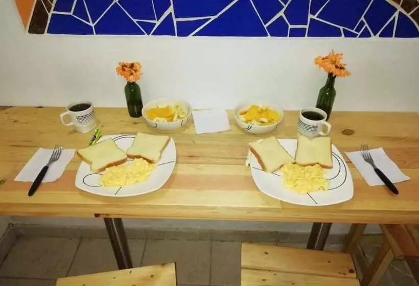 ユースホステル La Casa De Adry