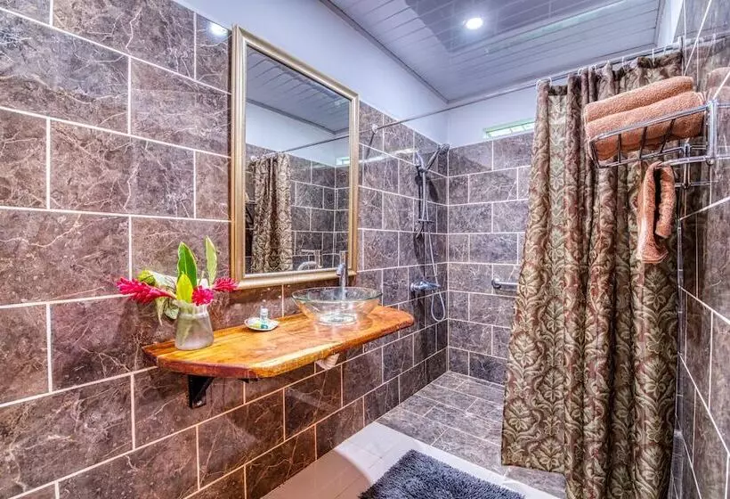 Hotelli Yucca Beachfront